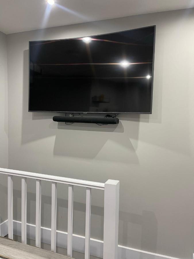 Unique Duplex Apartment Free Parking Free Wi-Fi 6 Minutes From Leeds City Centre Exterior photo