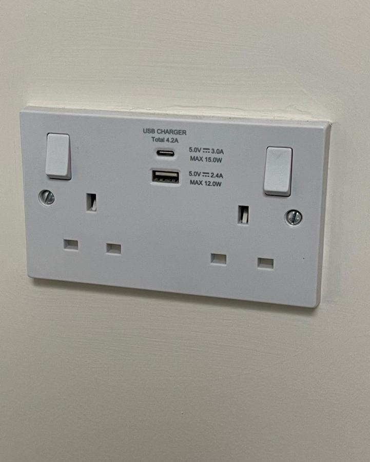 Unique Duplex Apartment Free Parking Free Wi-Fi 6 Minutes From Leeds City Centre Exterior photo