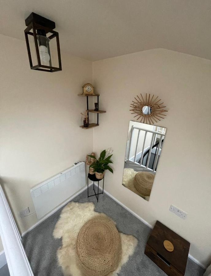 Unique Duplex Apartment Free Parking Free Wi-Fi 6 Minutes From Leeds City Centre Exterior photo